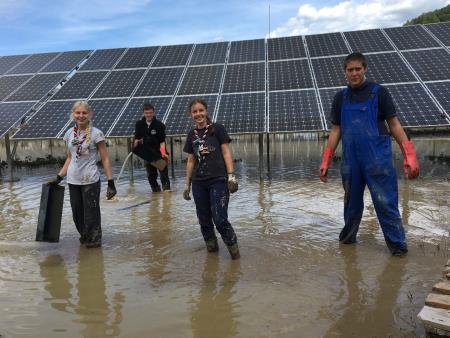 Skavti celotne Slovenije pomagali poplavljenim krajem (3)
